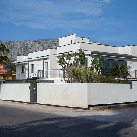 Tra Le Braccia Di Morfeo Bed and Breakfast Terrasini Eksteriør billede