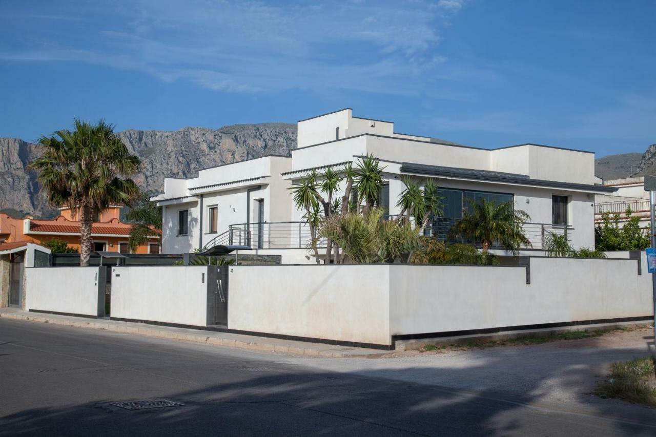 Tra Le Braccia Di Morfeo Bed and Breakfast Terrasini Eksteriør billede